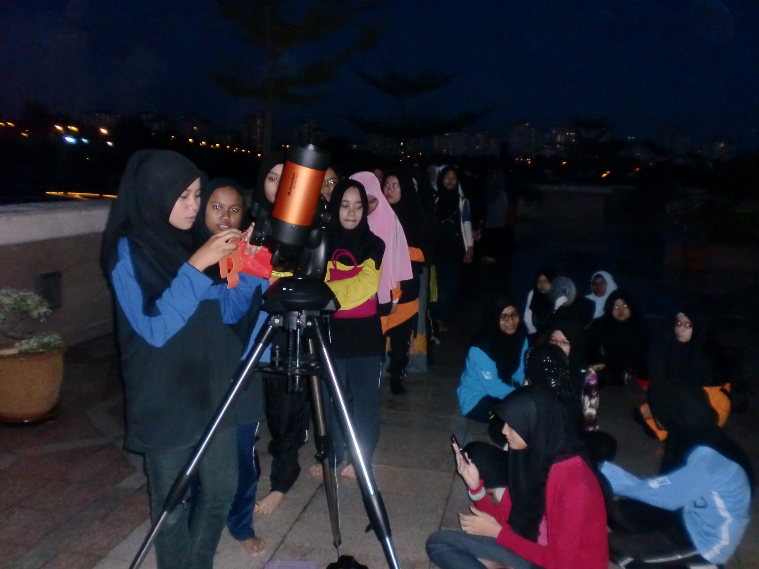 Students observing sky