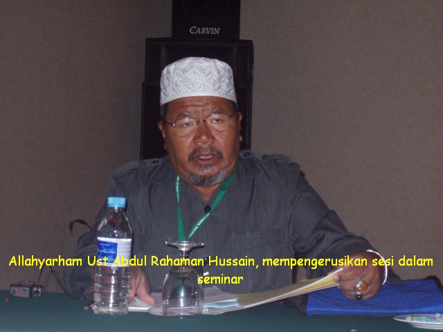 Hj Abdul Rahaman chairing session